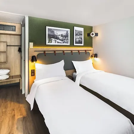 מלון Campanile Nature - 3*