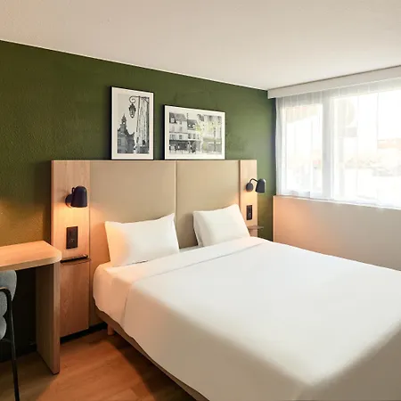 Hotel Campanile Nature - Meaux