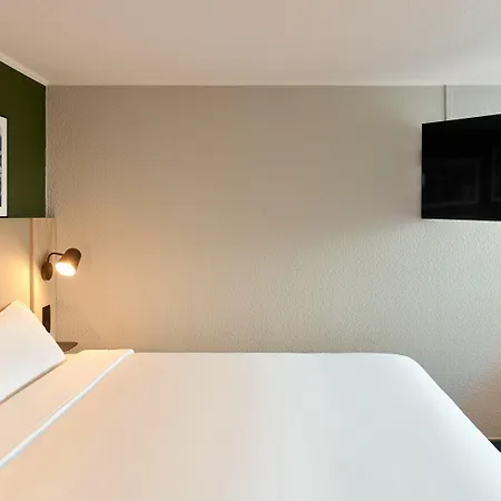 Hotel Campanile Nature -
